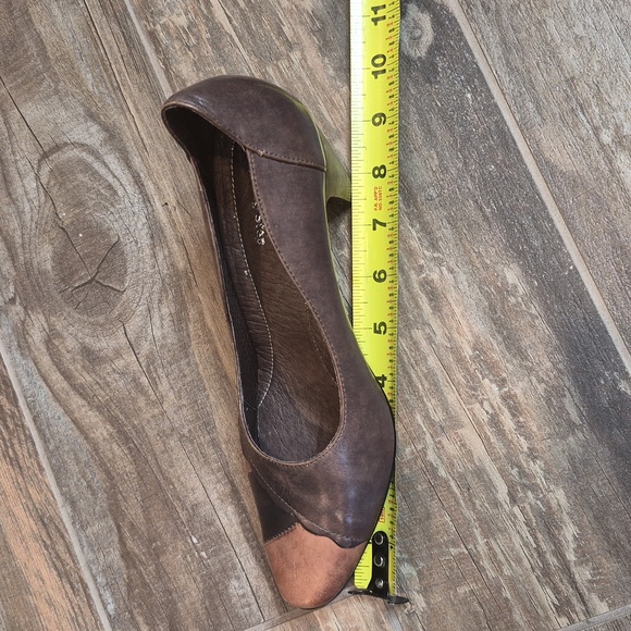 Spring Step Mirth Bohemian Leather Pumps in Two-Tone Brown, Size 37, Size 7 - Picture 12 of 16